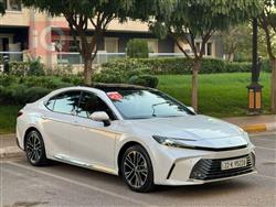 تۆیۆتا کامری